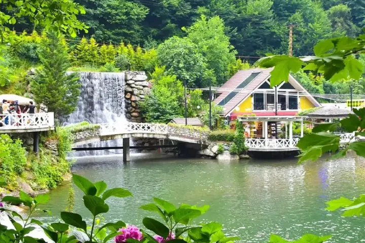 AMBAR TOURS, agence de voyage en Tunisie : voyages organisés, vols & billetterie, hôtels, Omra, visa et voyages à la carte. Devis rapide et assistance 7j/7.